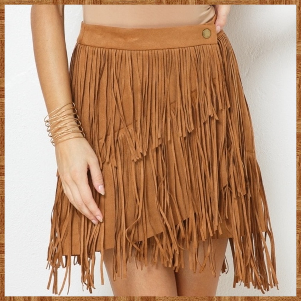 Sexy Faux Suede Mini Skirt Asymmetrical Fringe Details Banded Waistband - Picture 11 of 13